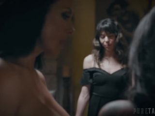 Reagan Foxx, Gina Valentina Reagan Foxx & Gina Valentina & Daughter On Display - Pure Taboo - Lesbians-6