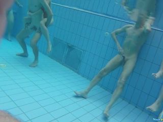Underwater nude chicks-5