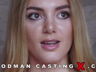 Paola Hard casting X-5
