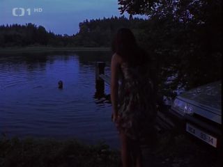 Katerina Hrachovcova, etc – Zivot na zamku s01e08e12e20 (1995) HD 1080p - (Celebrity porn)-8