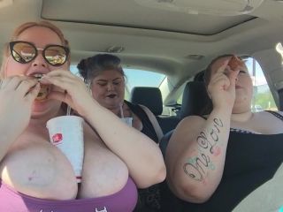 Drive Thru Run- 3 Fatties Eating in the BBW!-5