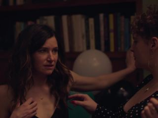 Kathryn Hahn, Katie Kershaw – Mrs. Fletcher s01e07 (2019) HD 1080p - (Celebrity porn)-4