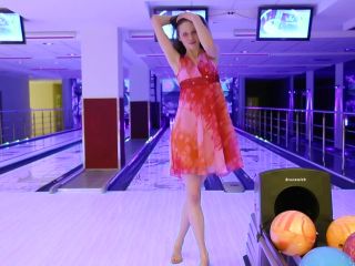 Stunning18 e079 Bowling 1080 (mp4)-0