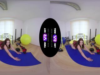 virtual reality - Tmwvrnet presents Teressa Bizarre in Sexy Fitness Enthusiast Shows More of a Slim Body – 24.10.2017-0