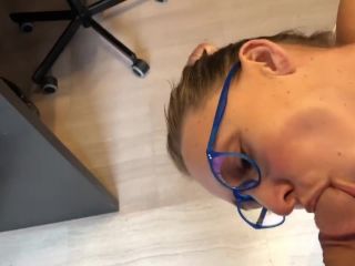 Polska Parka, Cumshot From Mateo On Yulis Face And Glasses During Work 720p-5