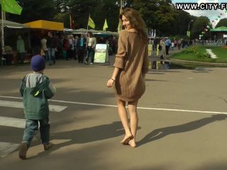 Bare Feet In The City Video - Sveta D 2011-12-26 Foot-5