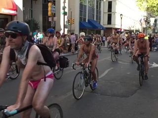 Philadelphia_Naked_Bike_Ride_2017_PART_2_OF_4-9