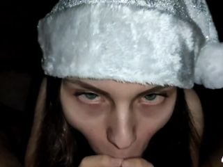 Close Up Eyes Contact Deep Sensual Xmas Blowjob 1080p-2