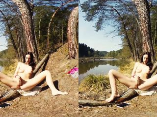 083  Long Leg Evelin Outdoor In Forest Masturbate With Dildo  3DVR180 S-5