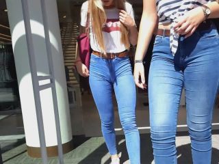 Shocking cameltoe of teen girl in jeans Voyeur!-1