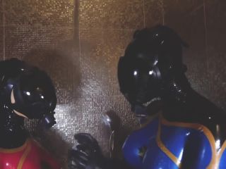 Latex Lea and Lara - Latexdrone Shower - Latex-9