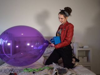 Saskia - Party prep gone wrong - Herloons (FullHD 2024) New Porn-8