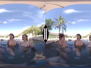 Ivy LeBelle, Karma Rx, Valentina Nappi / Gear VR [15.10.2019] [Gear VR] [1440p / VR], milf porn sex big tits on reality -0