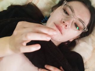 Cutie Takes A Dick In Her Mouth And Spreads Her Legs In Order To Feel The Hot Dick Inside Herself 1080p-9