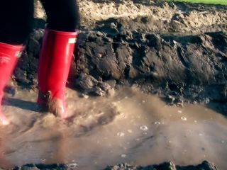 adult xxx video 31 femdom penis Queen Of Hearts In Wellies, rubber fetish on femdom porn-0