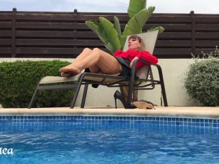 online clip 42 underwater drowning fetish femdom porn | Lick my nyloned summer soles | face-9