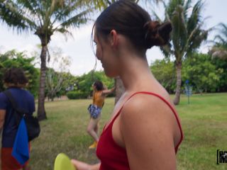 [LetsPostIt] Daisy Pheonix Frisky Frisbee Golf [10.05.24] [1080p]-0