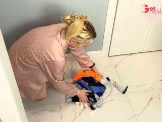 [GetFreeDays.com] My pervert boyfriend made me pick up dirty laundry so he could wedgie me and cum on my big ass Porn Stream January 2023-0