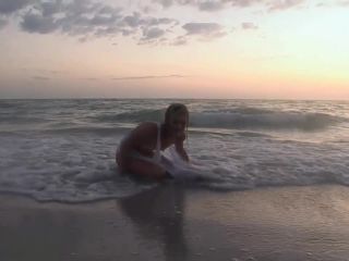 Super Skinny Blonde Playing Naked in the Gulf of Mexico Public!-4