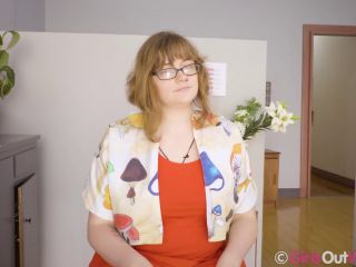 Curvy Busty Amateur With Glasses Masturbates During Interview-1