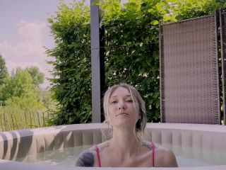 MyDirtyHobby 2023 Fiona Fuchs Deepthroat Training Im Pool Privat Und Ohne Make Up.-1