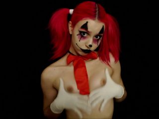 Spooky Clown Panty Tricks – Nhaerys on femdom porn femdom bukkake-0