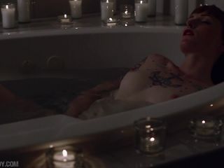 Bath Light – Jolene Brody | jolene brody | solo female lethal femdom-3