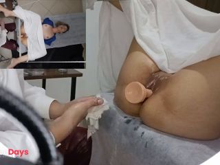 [GetFreeDays.com] A patient goes to the gynecologist and ends up getting a cumshot in her pussy. Porn Leak November 2022-4