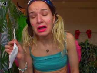  Crying crying, nose pinching, sneezing princess sneezing attack Manyvids  Goddess Vanessa -9