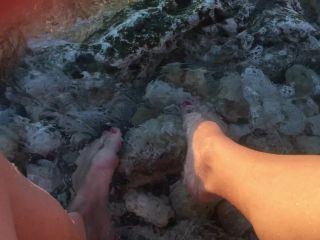 M@nyV1ds - PregnantMiodelka - Foot fetish Girl rubbing big stone with-0