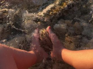 M@nyV1ds - PregnantMiodelka - Foot fetish Girl rubbing big stone with-3