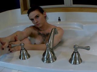 online adult video 42  shemale porn | Tia Tizzianni in New Girls: BUBBLE BATH FUCK n SUCK stars – $15.99 | shemales-0