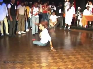 Double boob slip of a black girl in a amateur dance  contest-4