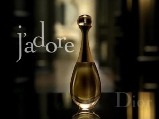 Charlize Theron – Anuncio J&#039;adore- Dior Perfume Commercial (2011) HD 720p!!!-5