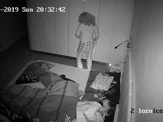 voyeur hidden camera 012225 -0