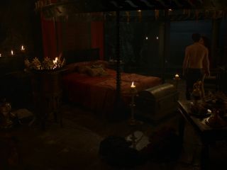 Carice van Houten – Game of Thrones s03e08 (2013) HD 1080p - (Celebrity porn)-6