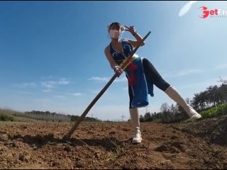 [GetFreeDays.com] Big-breasted Chun-Li cosplay married woman exposes herself outdoors and gives a hand job Adult Stream January 2023-0
