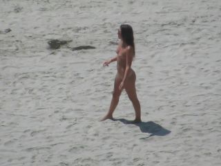 Nudist girl sucks at  frisbee-0