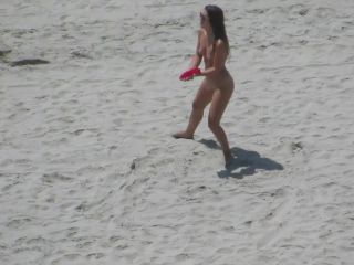 Nudist girl sucks at  frisbee-4