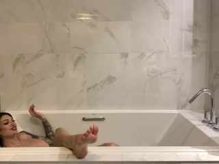 online adult video 38 damazonia 27-11-2019 Massage my feet while I m enjoying my bath like a Queen | domination | femdom porn black femdom strapon-6