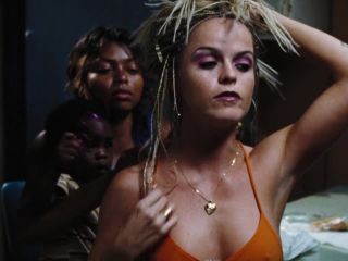 Taryn Manning – Hustle - (Celebrity porn)-7