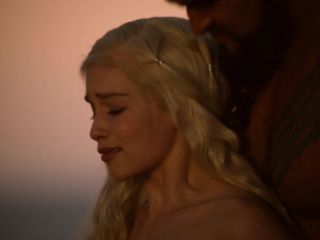 Emilia Clarke Nude - Game of Thrones s01 2011 HD-1