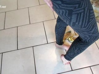 Dirty FootJob POV - xxSmiley s Clip Store POV!-2