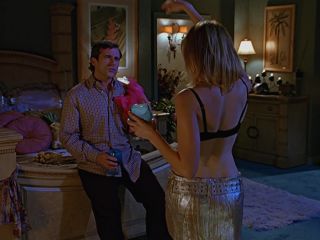 Elizabeth Banks – The 40-Year-Old Virgin (2005) HD 1080p - (Celebrity porn)-0