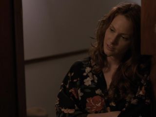 Paige Patterson – Quarry s01e03 (2016) HD 1080p - (Celebrity porn)-5