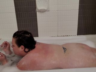 Rub A DubDub Its Me In The Tub -2