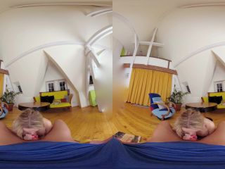 VR 328 – Amber Jayne – Enough Reading! (Oculus, Go)(Virtual Reality)-4