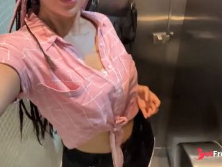 [GetFreeDays.com] Latina culona se pone cachonda en bao publico Adult Clip February 2023-9