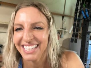 Hardcore porn Lora Cross Lora Cross Chin Up And Pushup Challenge  Lora Cross -1