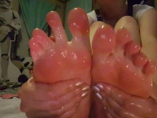 Pt 3FrostyPrincess - School Girl Oils Up Feet-9